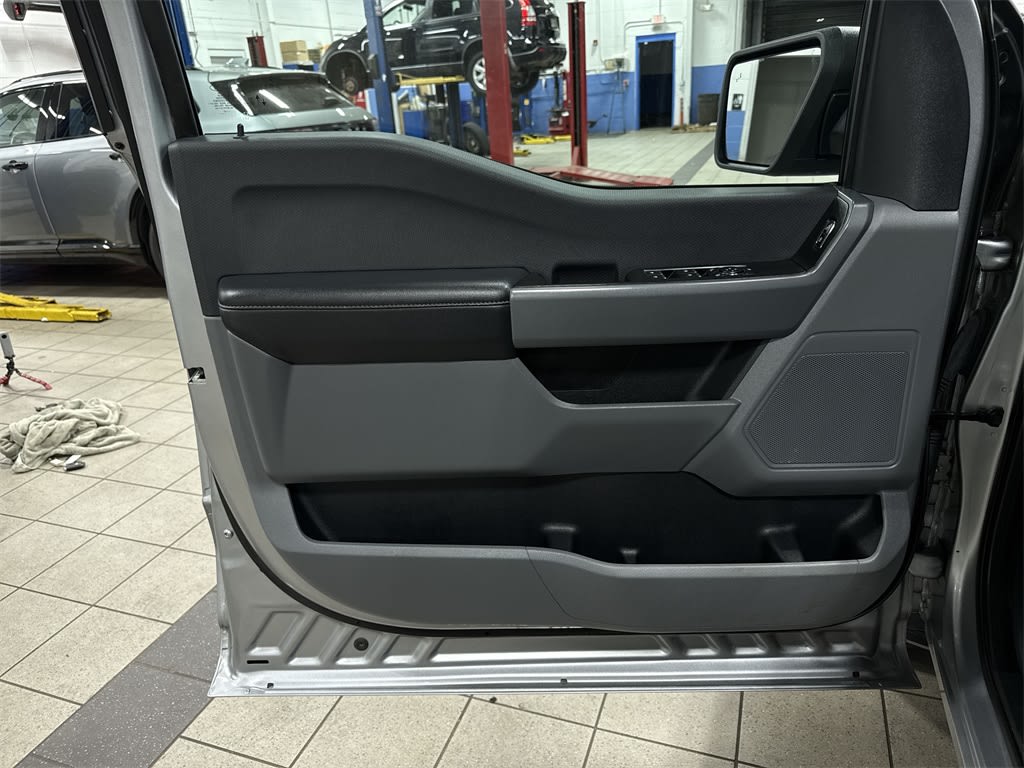 Thumbnail: 2023 Ford F-150 - 32