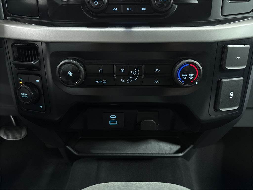 Thumbnail: 2023 Ford F-150 - 26