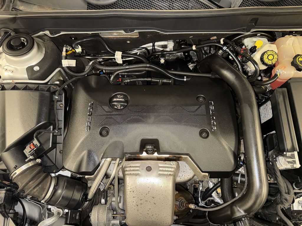 Thumbnail: 2015 Chevrolet Malibu - 7