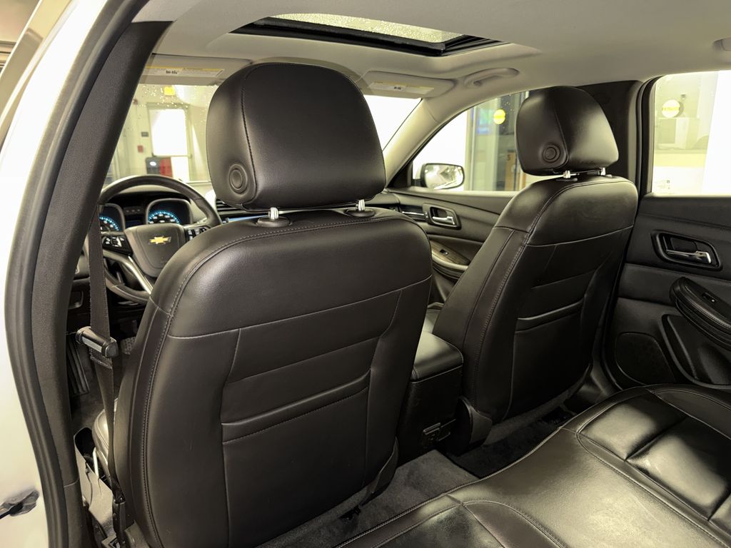 Thumbnail: 2015 Chevrolet Malibu - 29