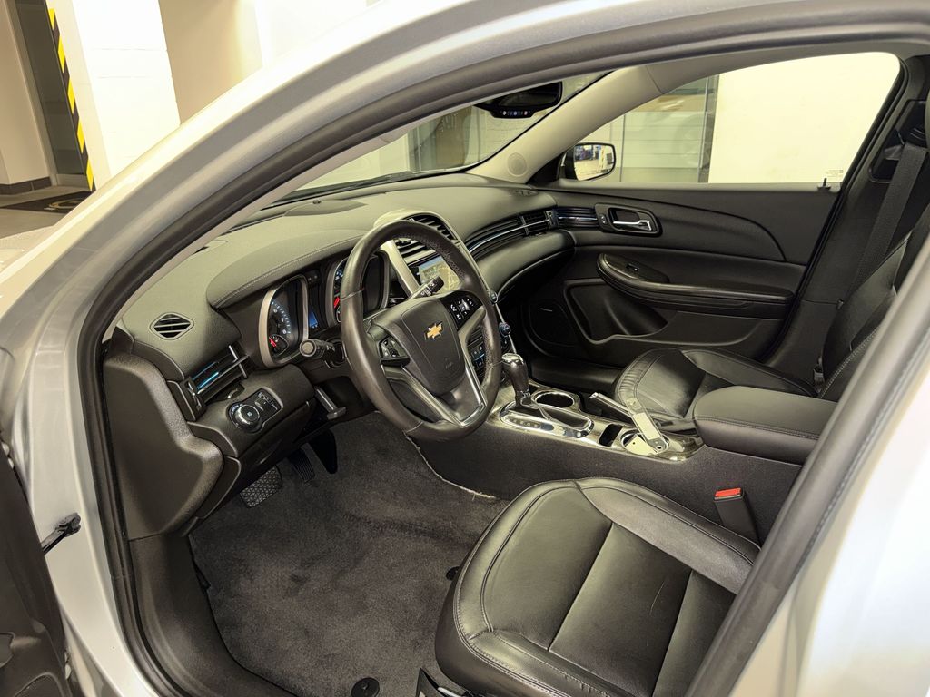 Thumbnail: 2015 Chevrolet Malibu - 30