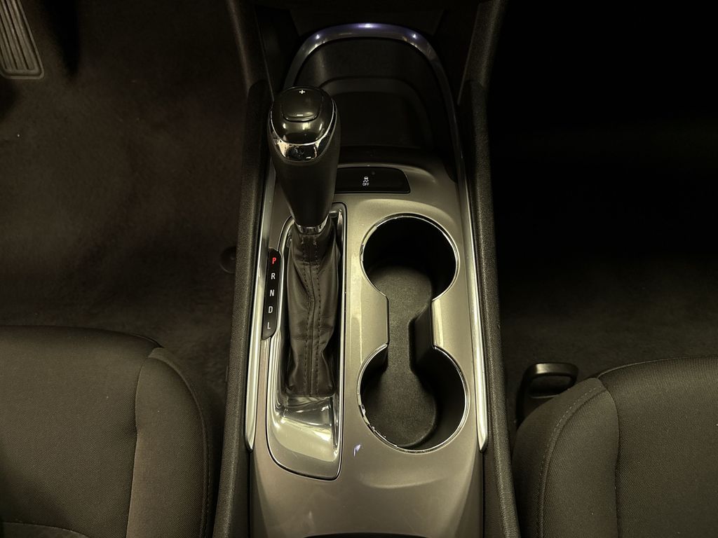 Thumbnail: 2019 Chevrolet Malibu - 12