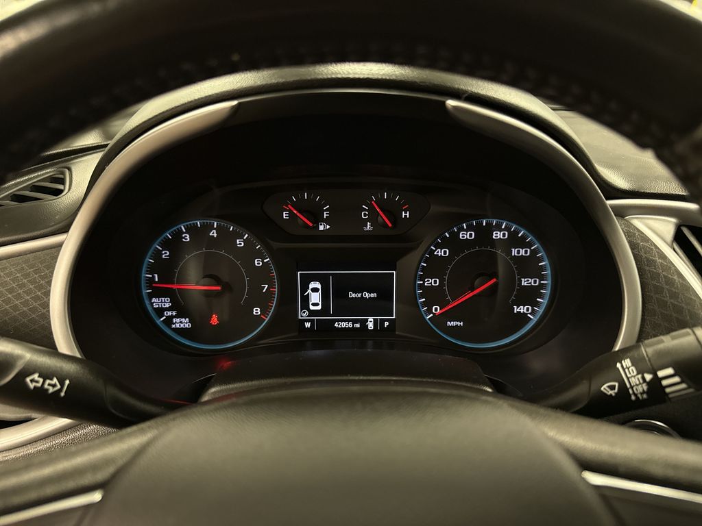 Thumbnail: 2021 Chevrolet Malibu - 31