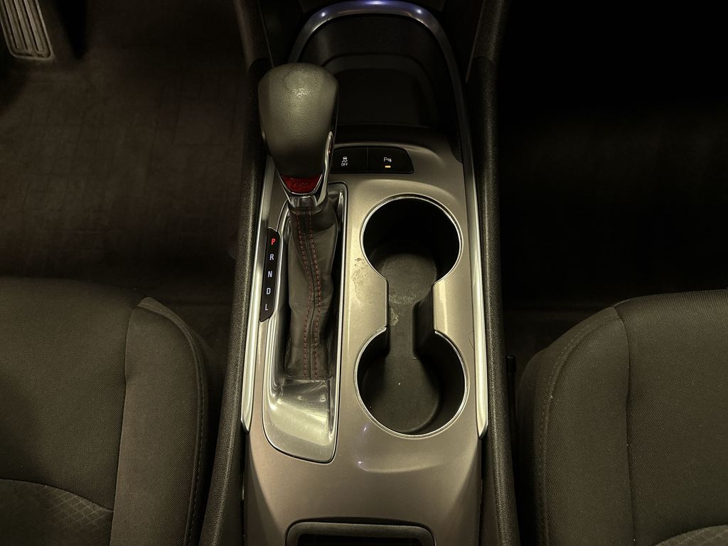 Thumbnail: 2021 Chevrolet Malibu - 14