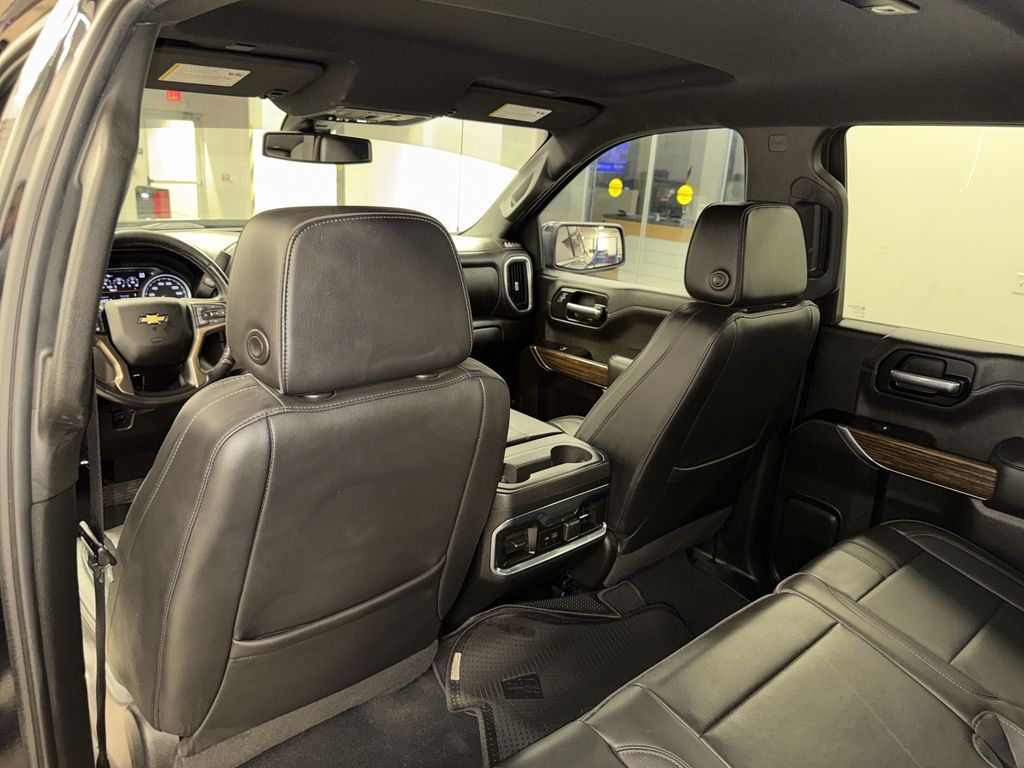 Thumbnail: 2022 Chevrolet Silverado 1500 - 28