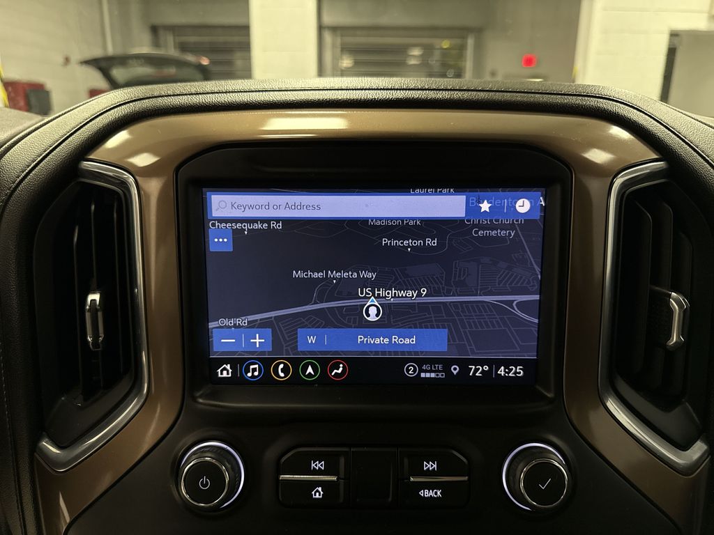 Thumbnail: 2022 Chevrolet Silverado 1500 - 11