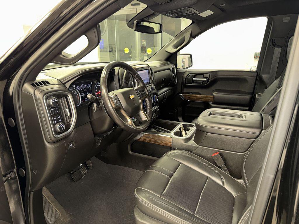 Thumbnail: 2022 Chevrolet Silverado 1500 - 29
