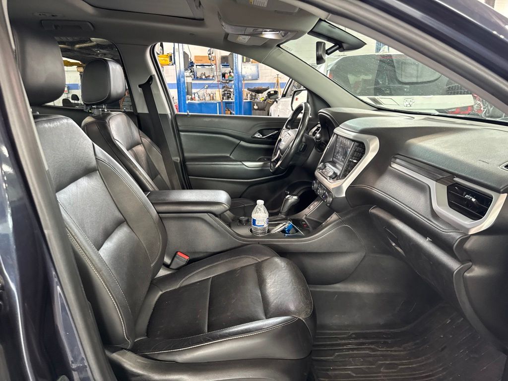 Thumbnail: 2019 GMC Acadia - 10