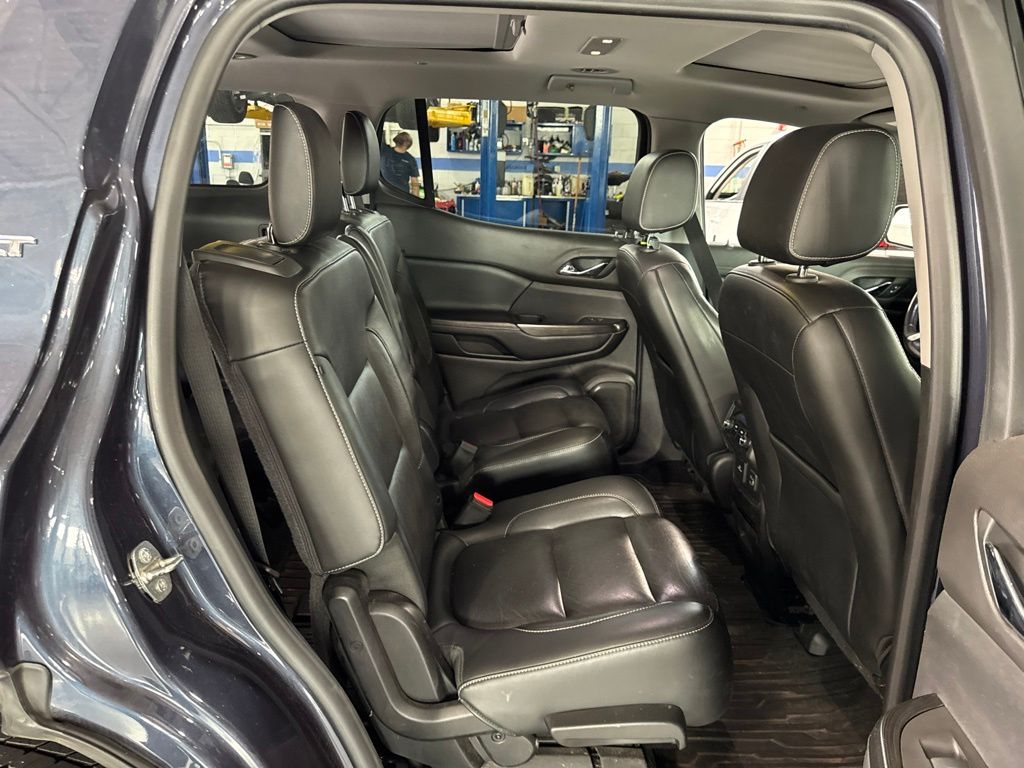 Thumbnail: 2019 GMC Acadia - 21