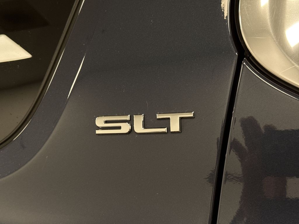 Thumbnail: 2019 GMC Acadia - 31