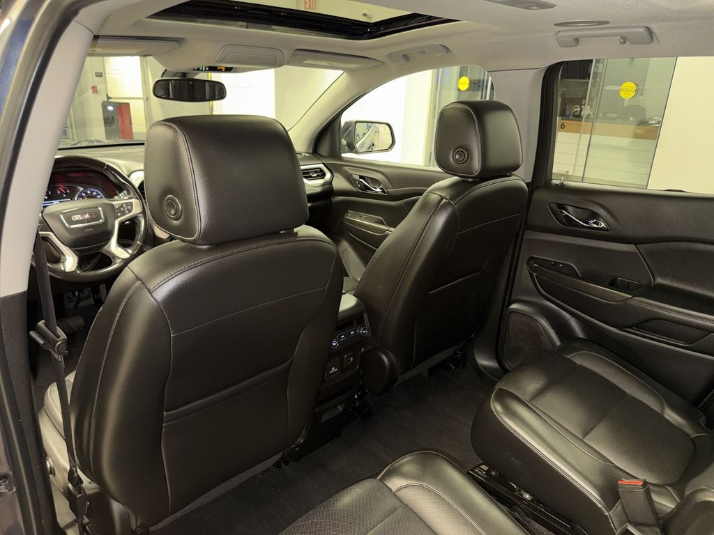 Thumbnail: 2019 GMC Acadia - 32