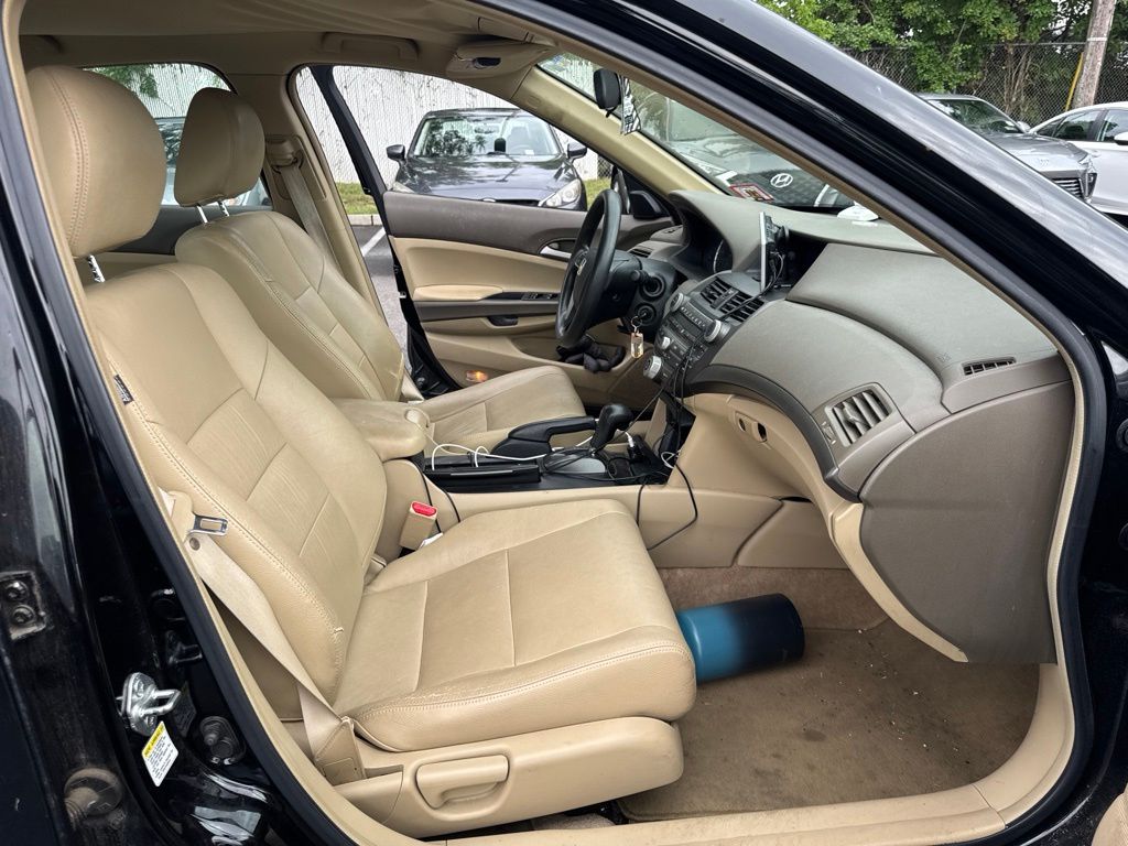 Thumbnail: 2009 Honda Accord - 10