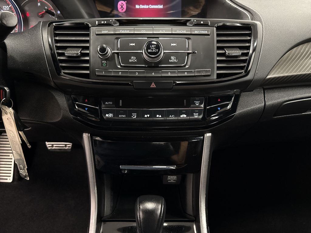 Thumbnail: 2017 Honda Accord - 21
