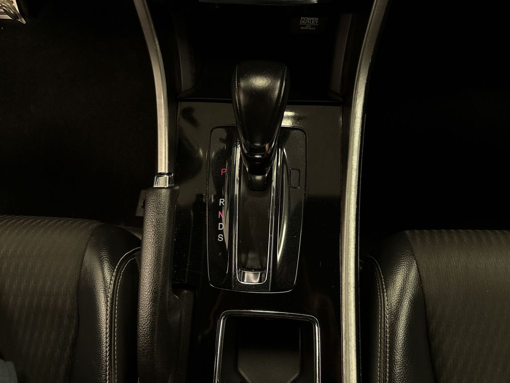 Thumbnail: 2017 Honda Accord - 11