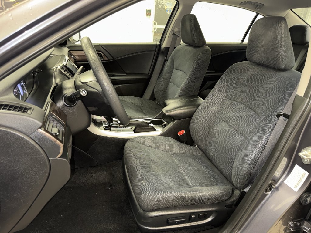 Thumbnail: 2017 Honda Accord - 9