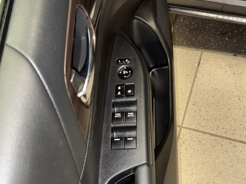 Thumbnail: 2017 Honda Accord - 25