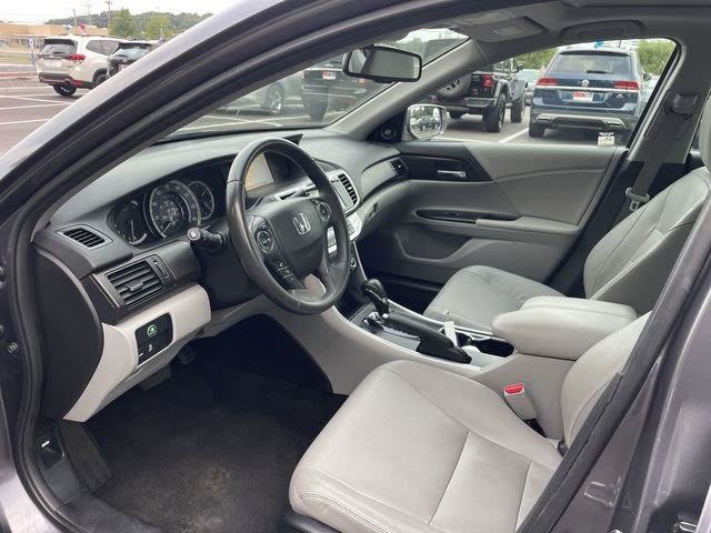 2015 Honda Accord EX-L 31