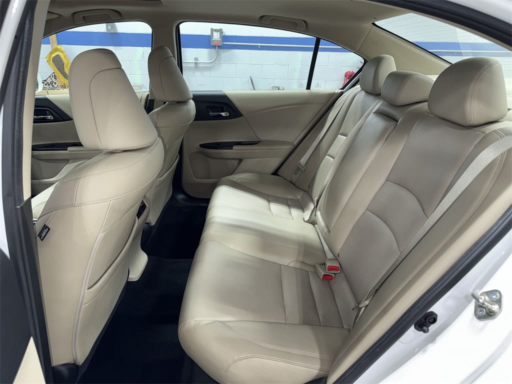 Thumbnail: 2015 Honda Accord - 11