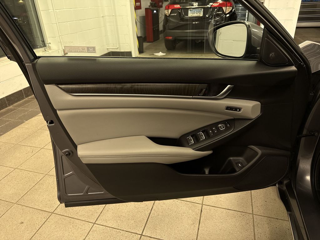 Thumbnail: 2020 Honda Accord - 30