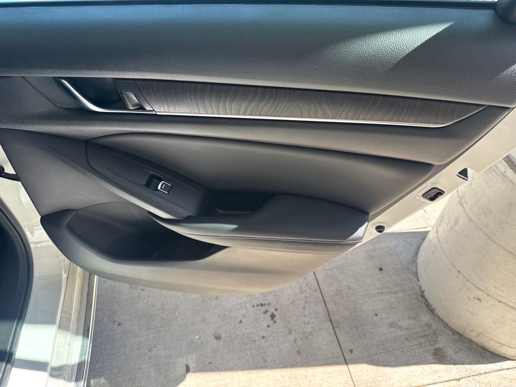 Thumbnail: 2019 Honda Accord - 24
