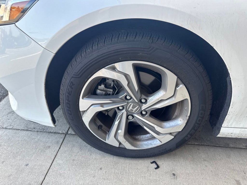Thumbnail: 2019 Honda Accord - 7
