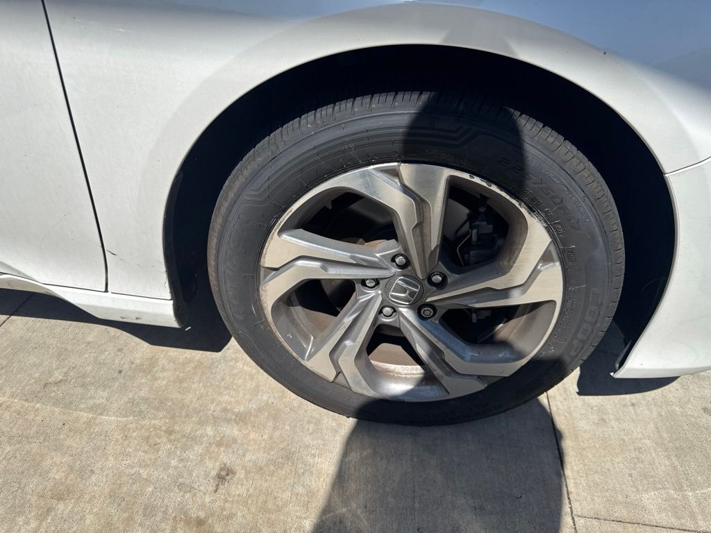 Thumbnail: 2019 Honda Accord - 27