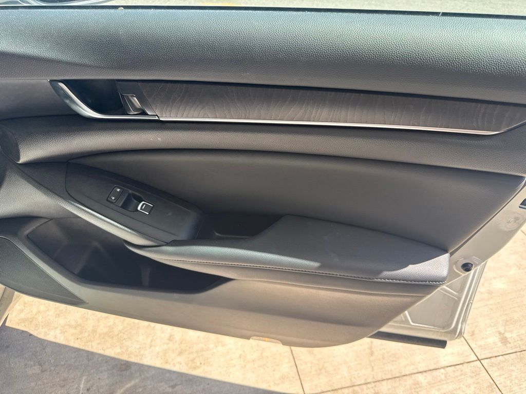 Thumbnail: 2019 Honda Accord - 21