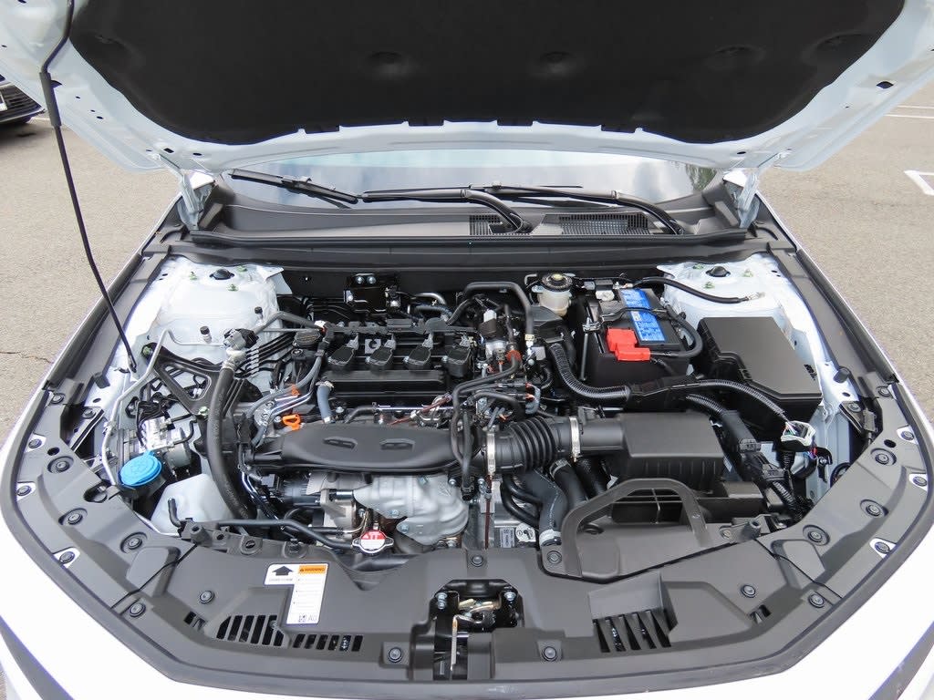 2025 Honda Accord LX 9