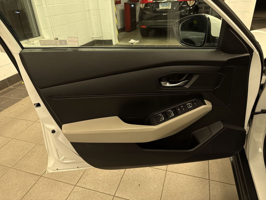 Thumbnail: 2023 Honda Accord - 28
