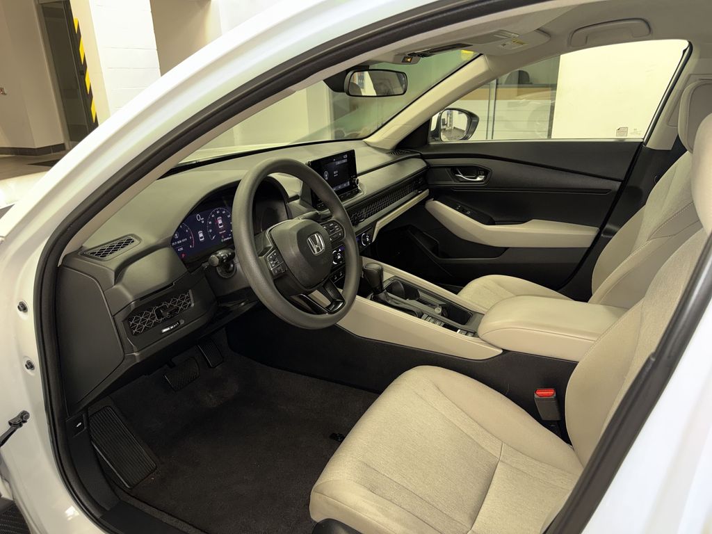 Thumbnail: 2023 Honda Accord - 8