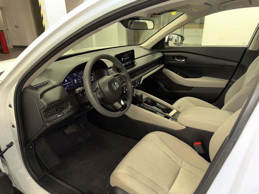 Thumbnail: 2023 Honda Accord - 8