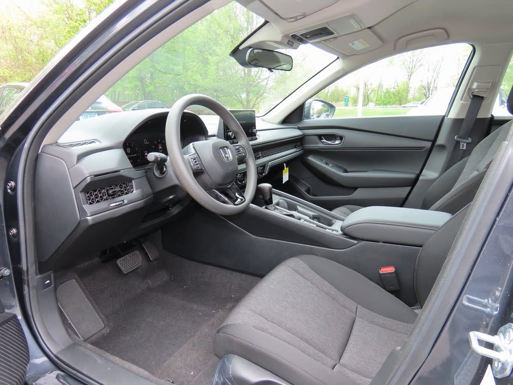 2025 Honda Accord LX 11