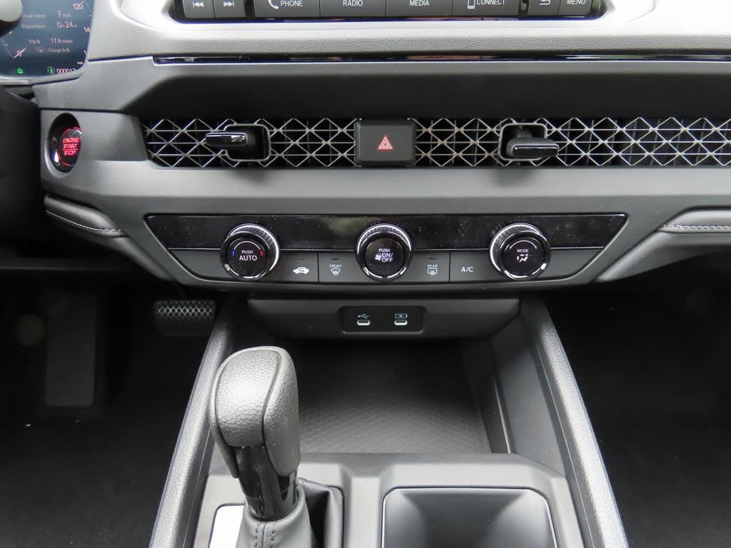 2025 Honda Accord LX 20