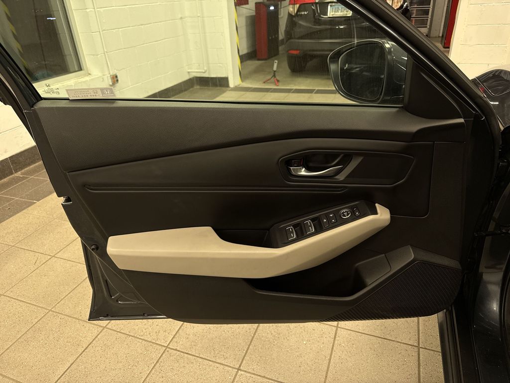 Thumbnail: 2023 Honda Accord - 30