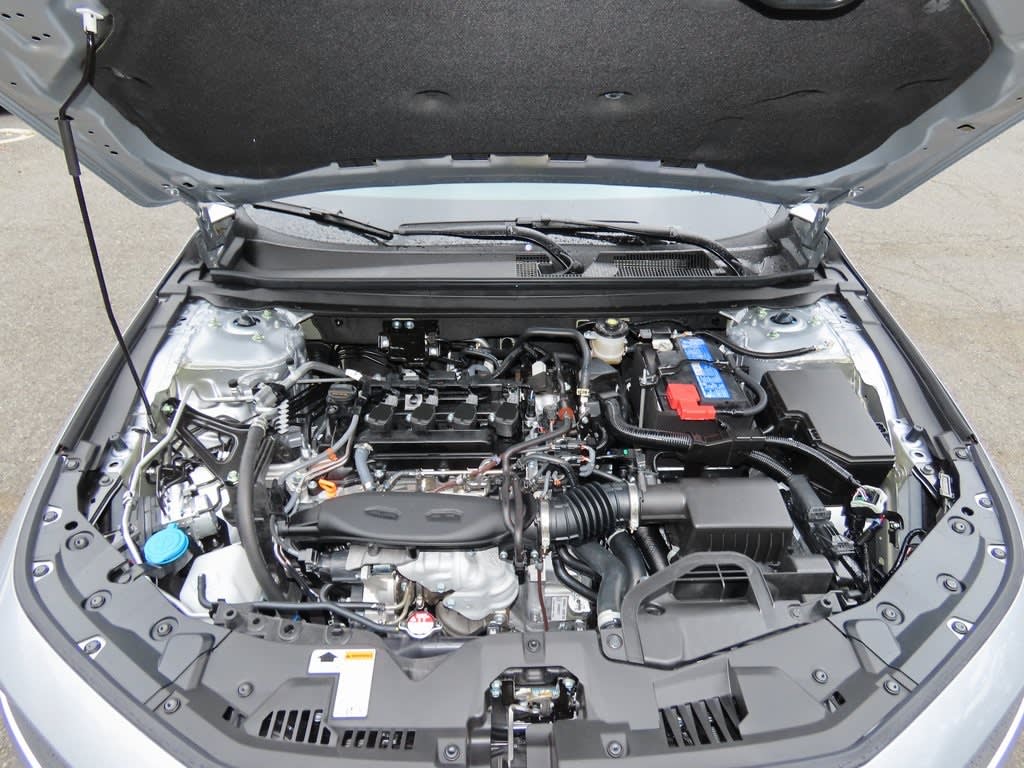 2025 Honda Accord SE 8