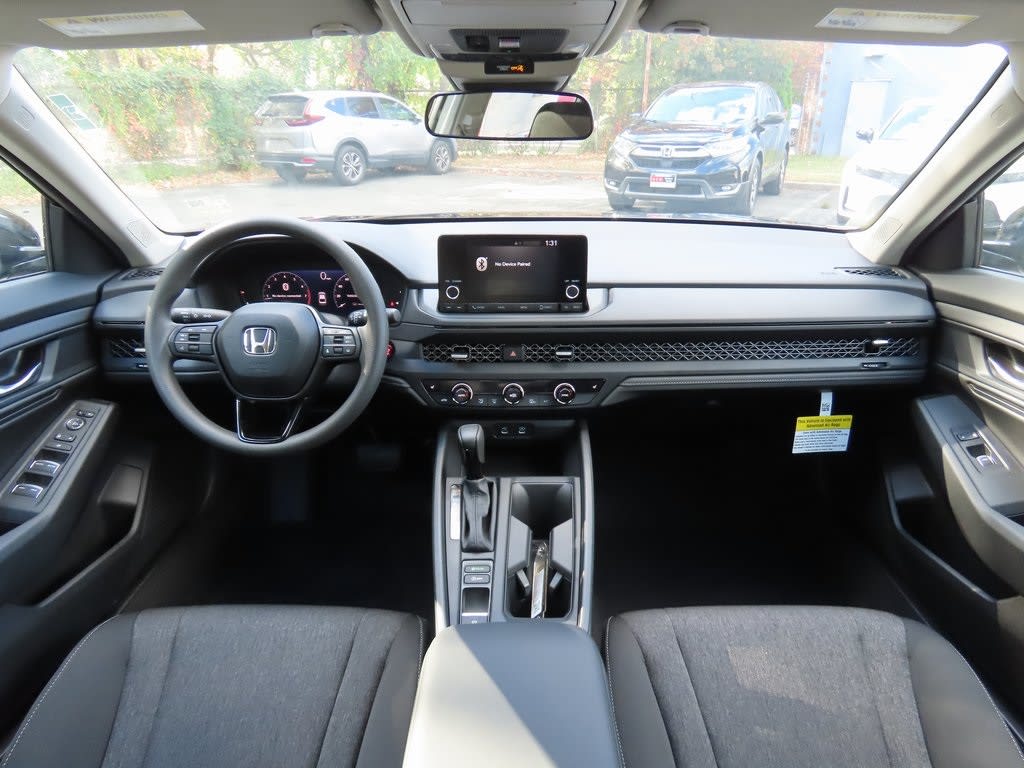 2025 Honda Accord SE 8