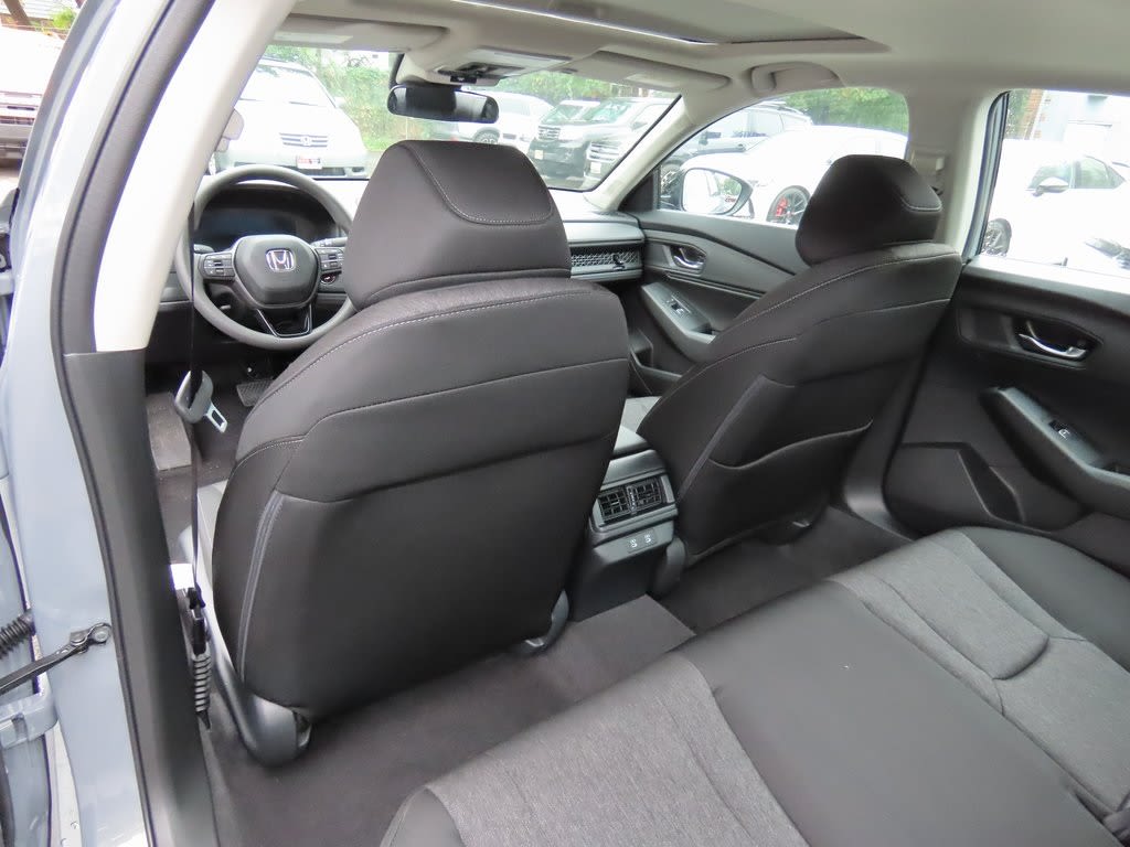 Thumbnail: 2025 Honda Accord - 19