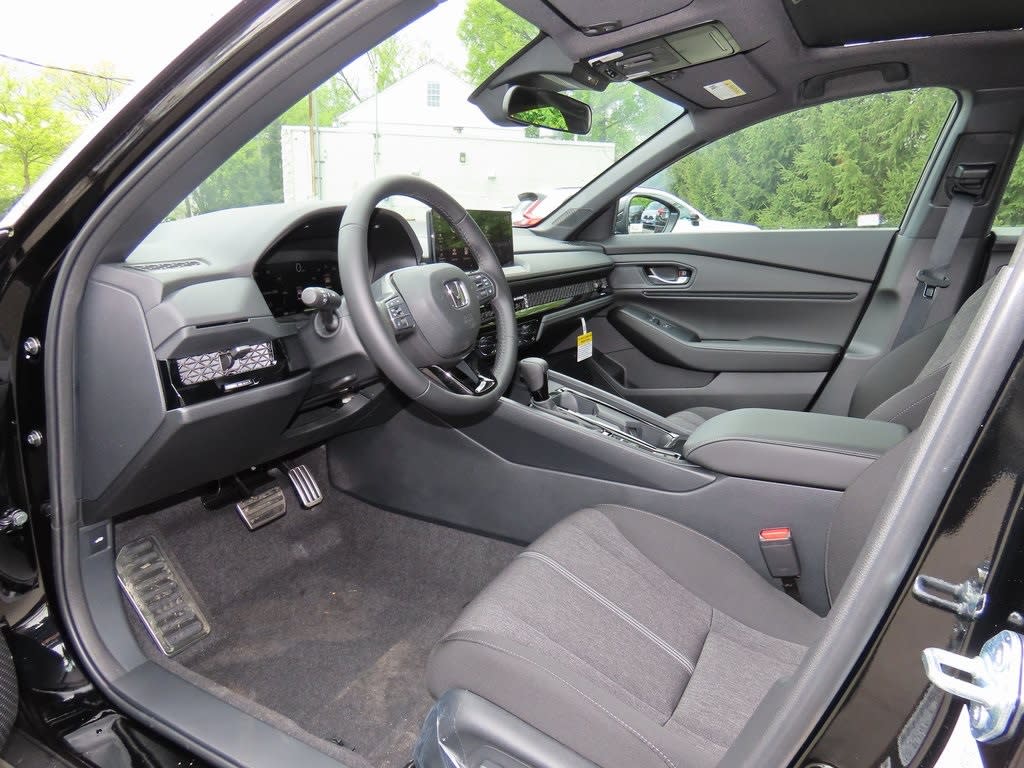 Thumbnail: 2025 Honda Accord - 11