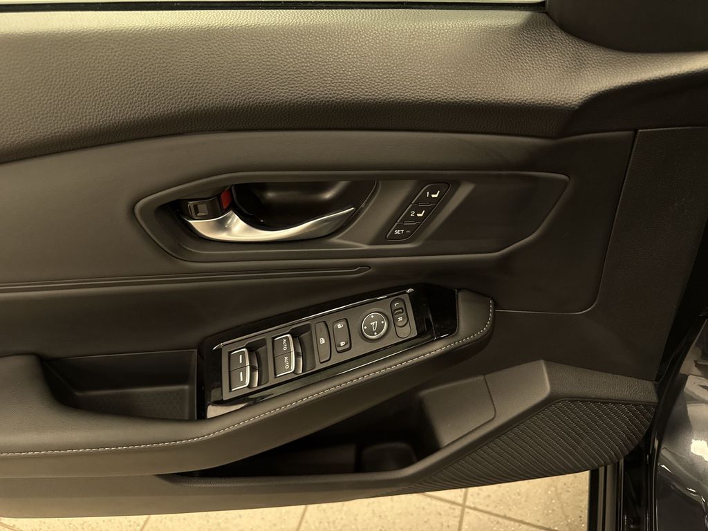 Thumbnail: 2024 Honda Accord - 26