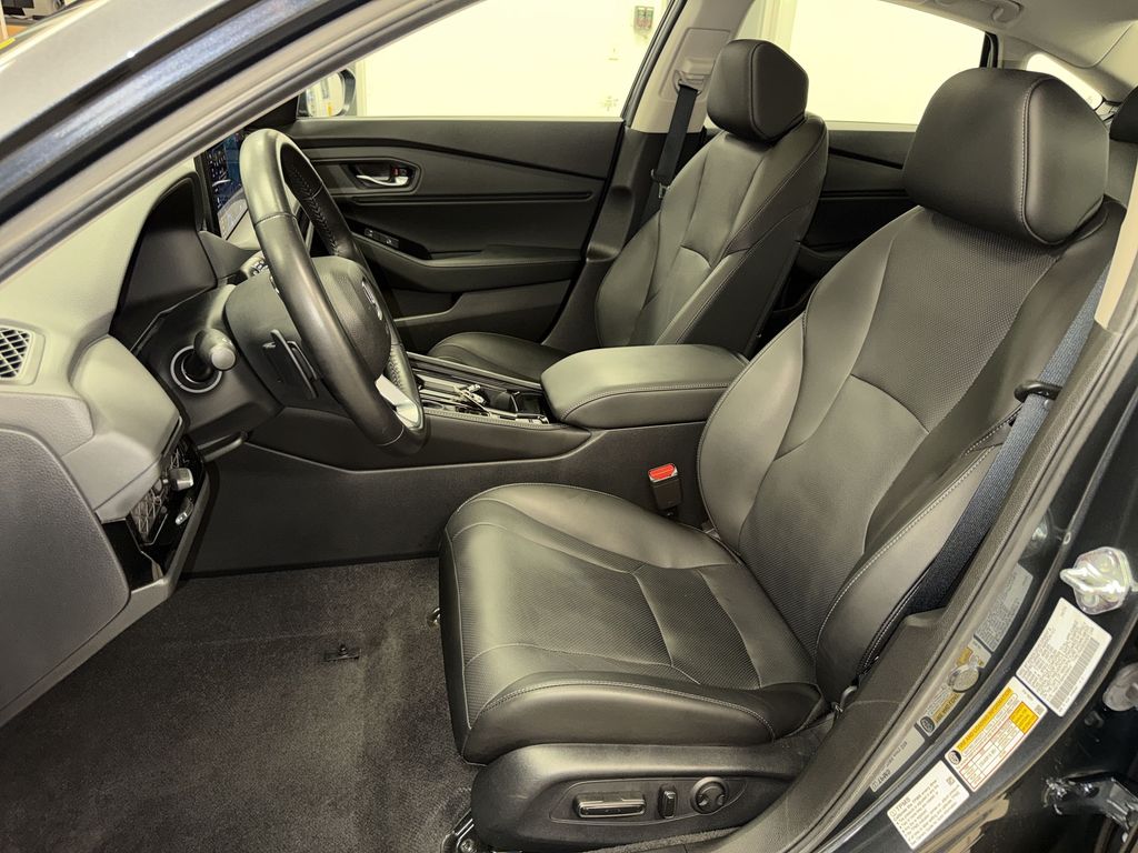 Thumbnail: 2024 Honda Accord - 9