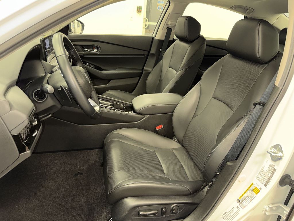 Thumbnail: 2024 Honda Accord - 9