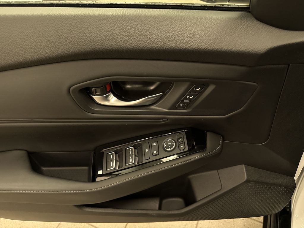 Thumbnail: 2024 Honda Accord - 26