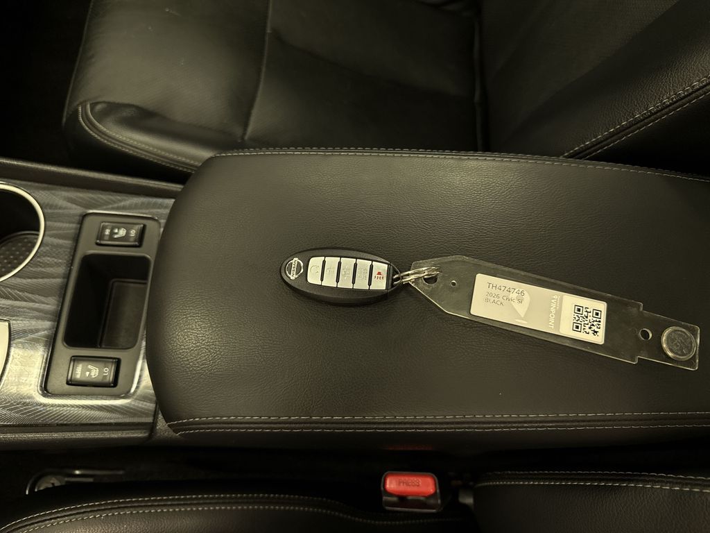 Thumbnail: 2016 Nissan Altima - 37