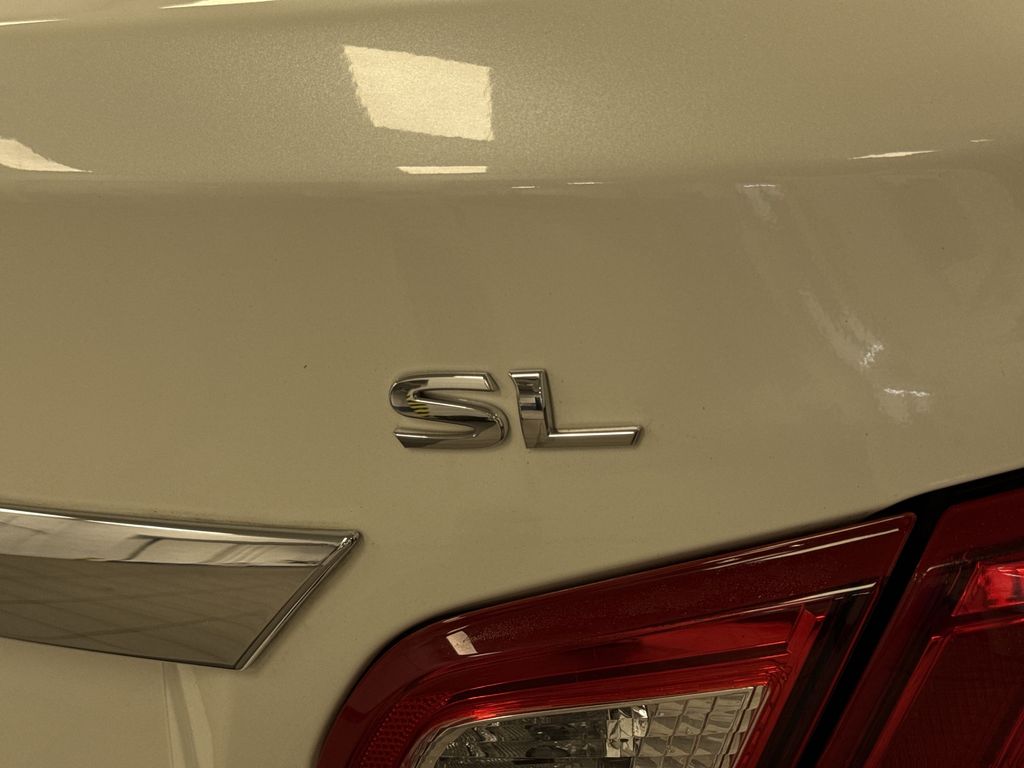 Thumbnail: 2016 Nissan Altima - 31