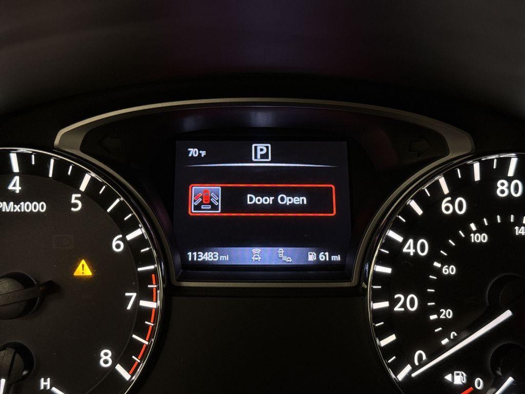 Thumbnail: 2016 Nissan Altima - 14