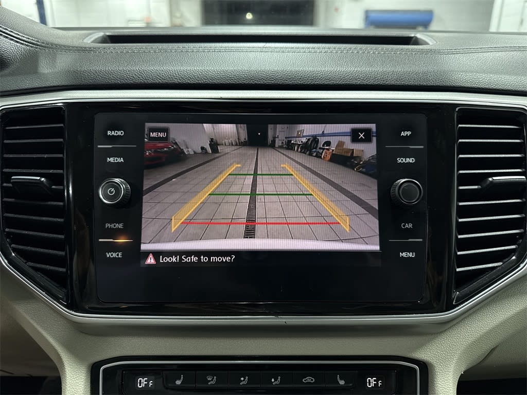 Thumbnail: 2018 Volkswagen Atlas - 30