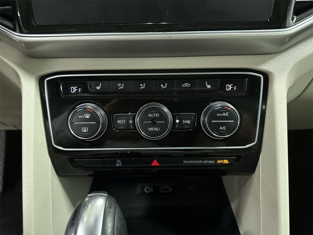 Thumbnail: 2018 Volkswagen Atlas - 26