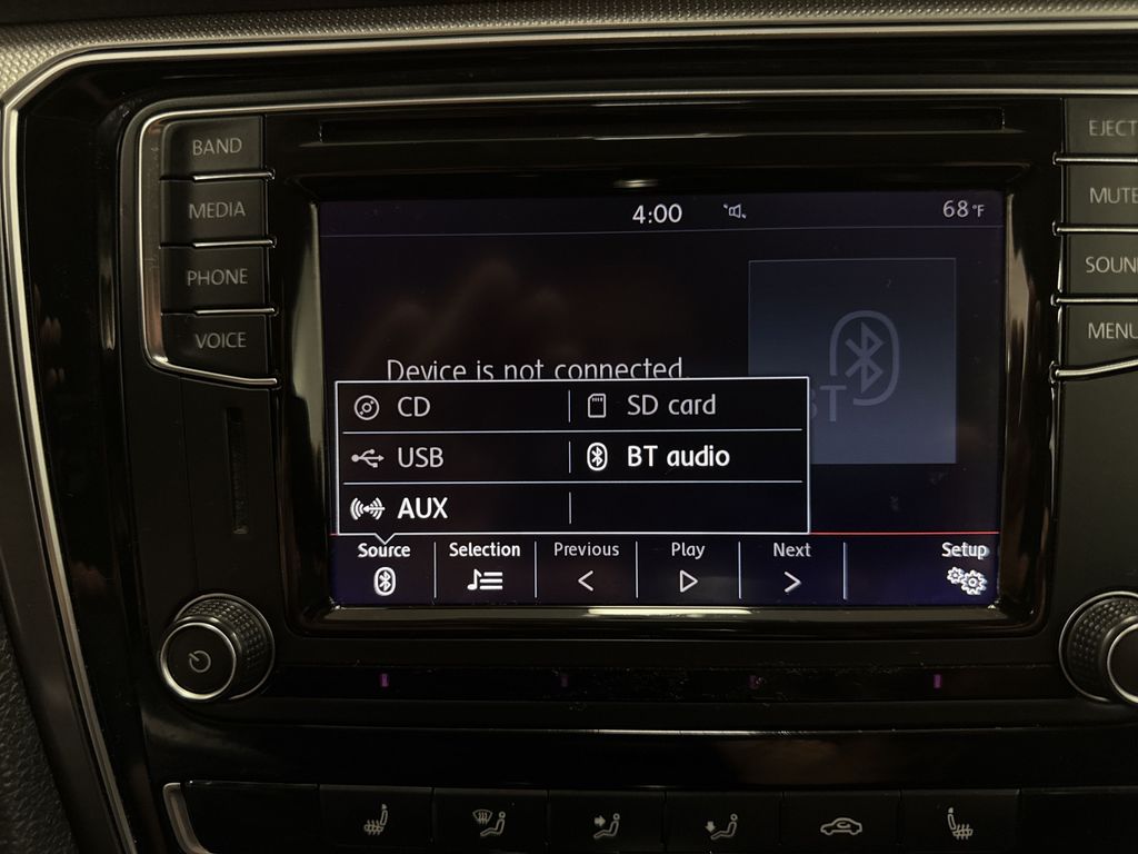 Thumbnail: 2017 Volkswagen Passat - 29
