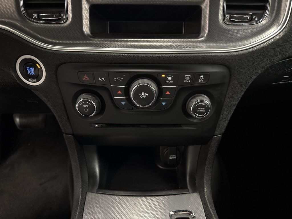 Thumbnail: 2014 Dodge Charger - 21