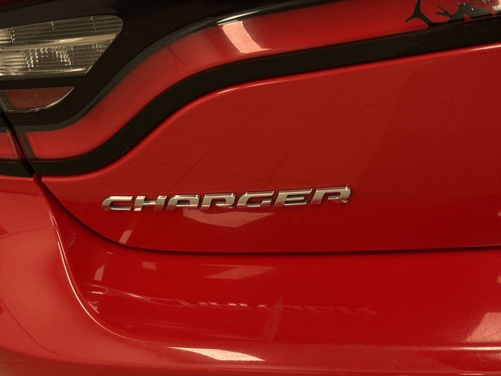 Thumbnail: 2016 Dodge Charger - 28